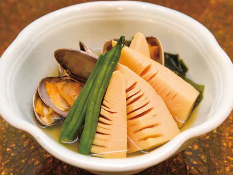 タケノコとアサリの煮物